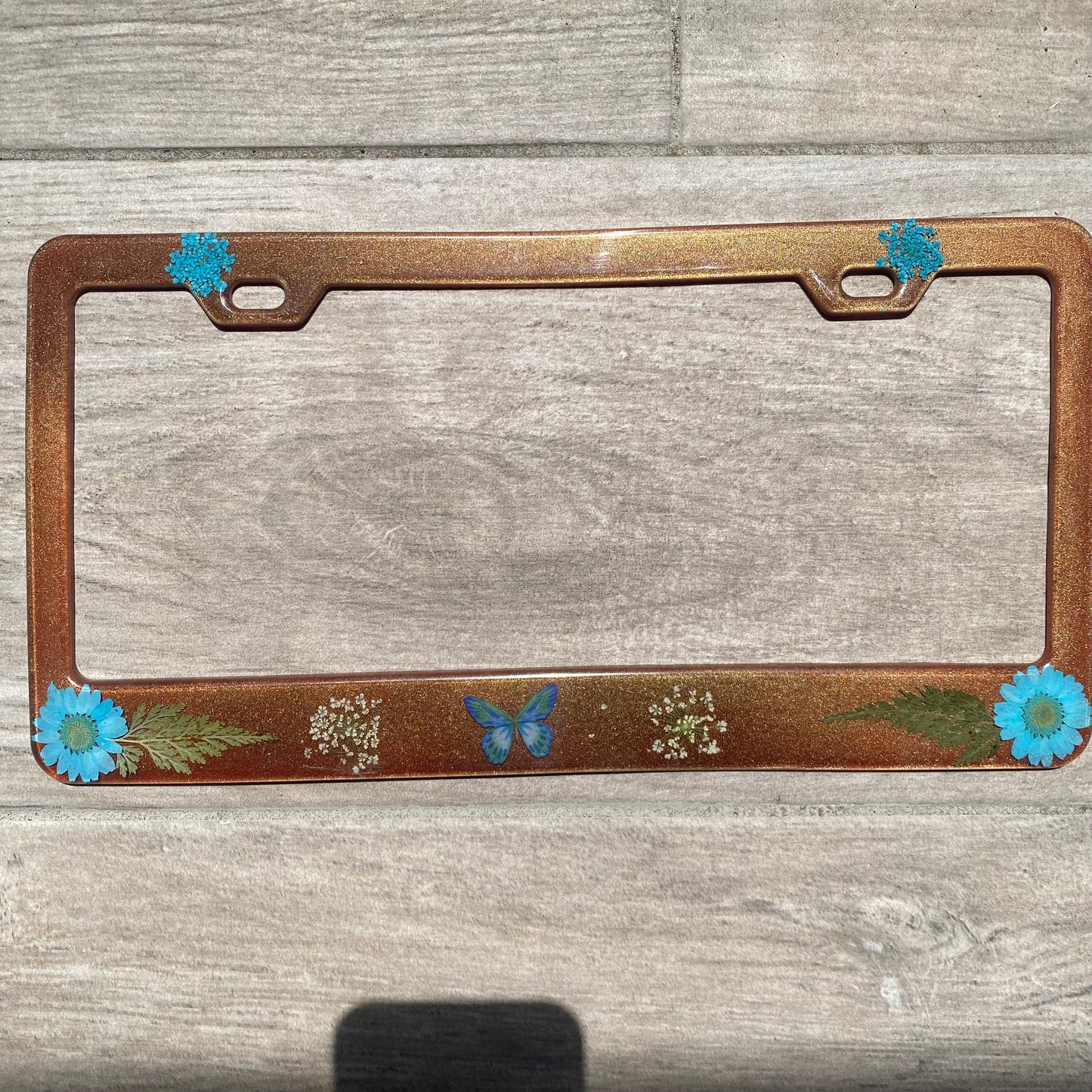 License plate frame