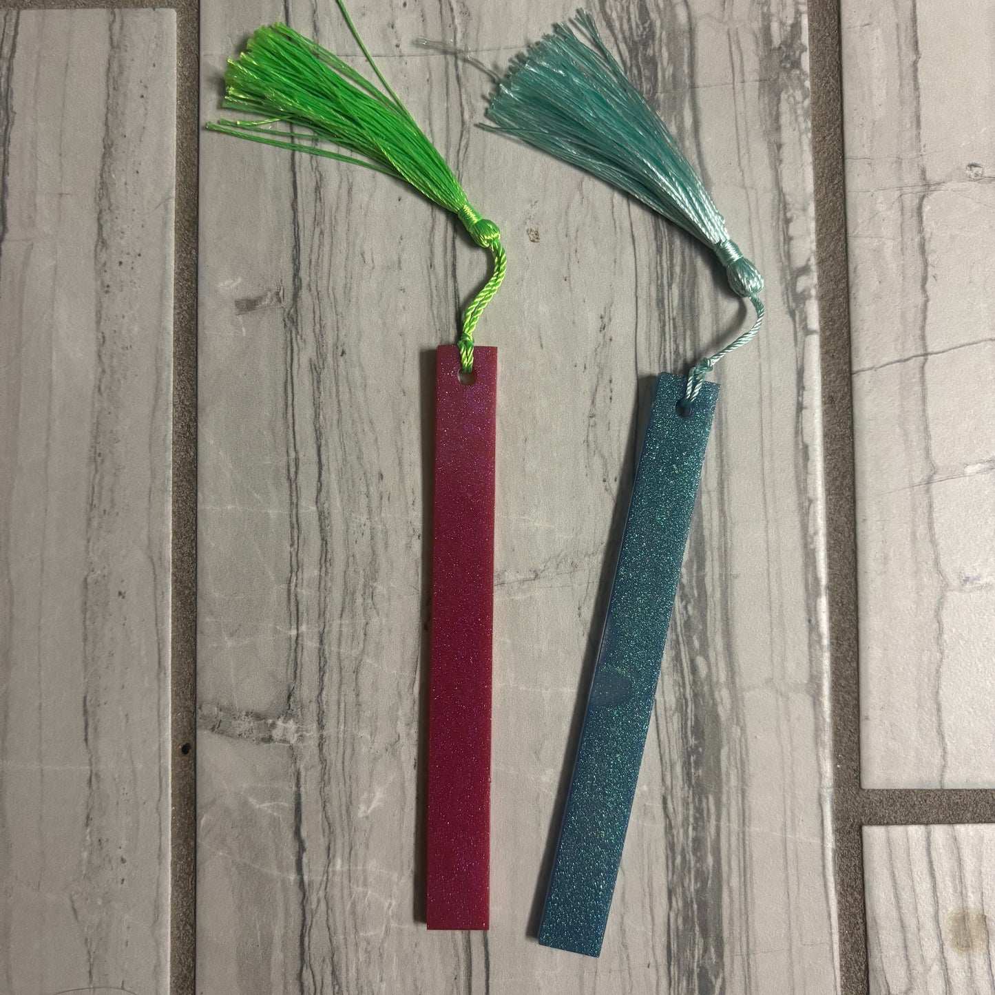 2 skinny bookmarks